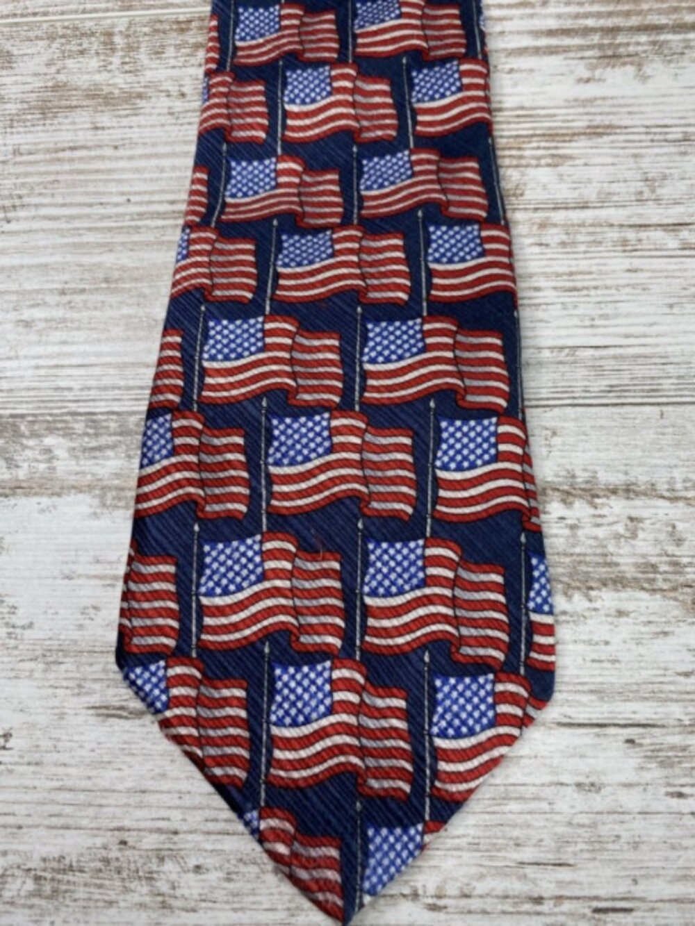 American Flag Tie USA Patriotic Silk Necktie 59x3.8 American Traditions Novelty